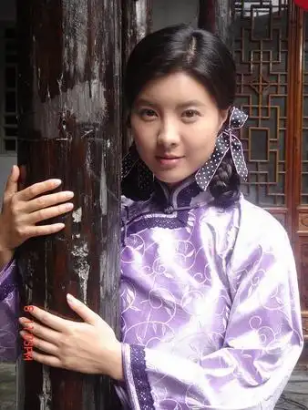 电视 内地电视  搜狐娱乐讯  抗战题材电视剧《风雨雕花楼》正在电视