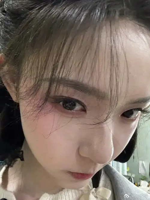 林允自拍好真实##林允晒闭口