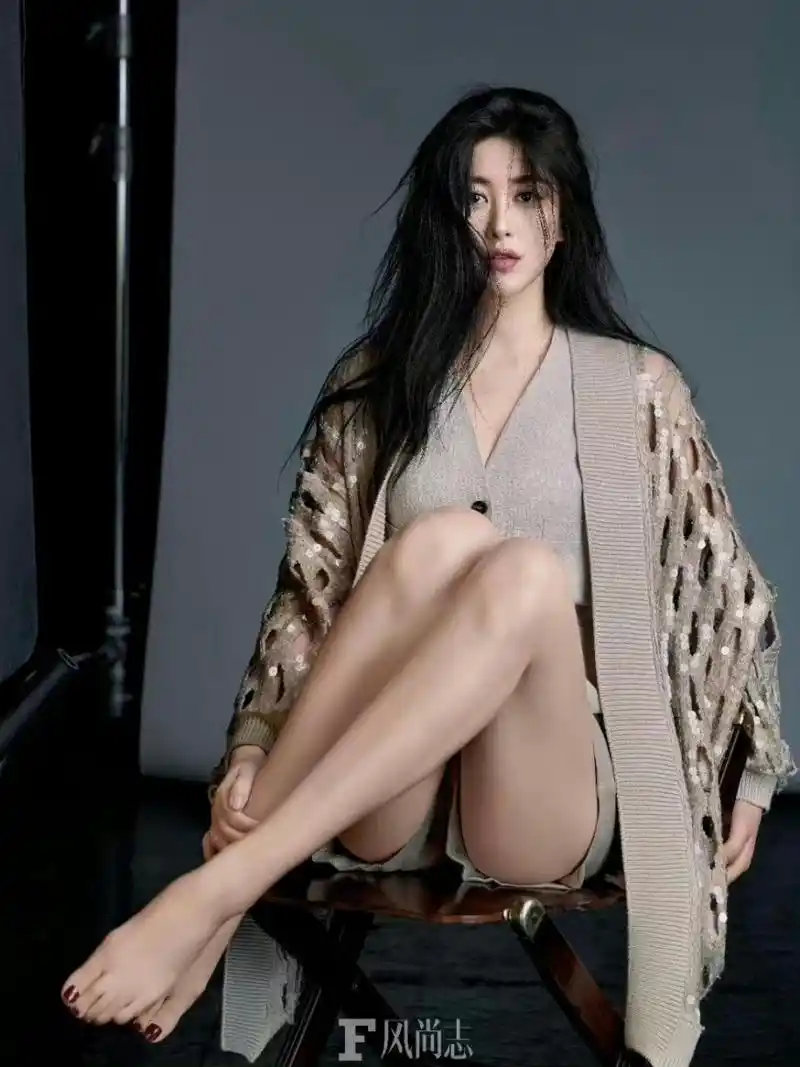 朱珠光脚丫[色][色] #朱珠