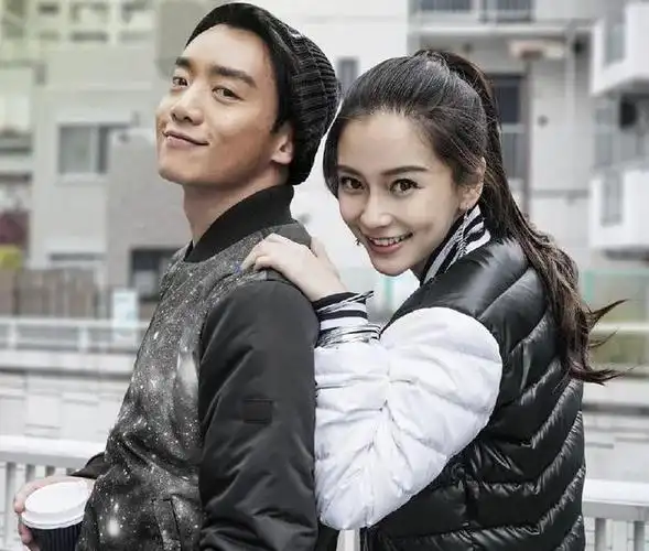 而且长得十分漂亮,郑恺有所动心也是正常的现象郑恺不可以与杨颖正式