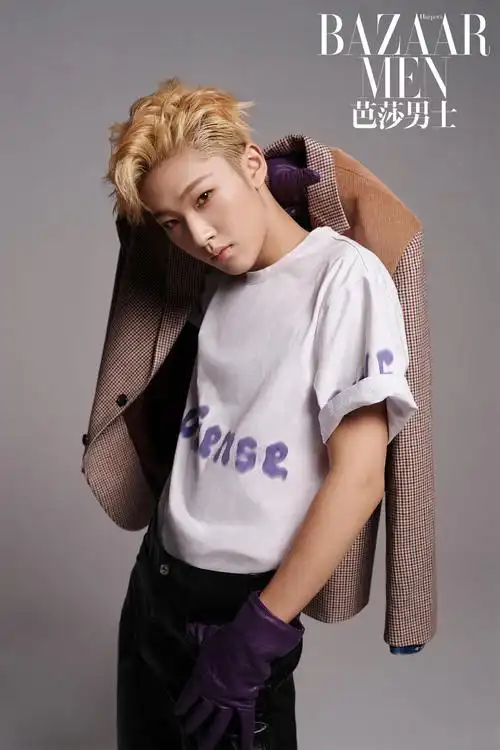 p data-id="2hq7brtfuzd">胡烨韬,2000年9月