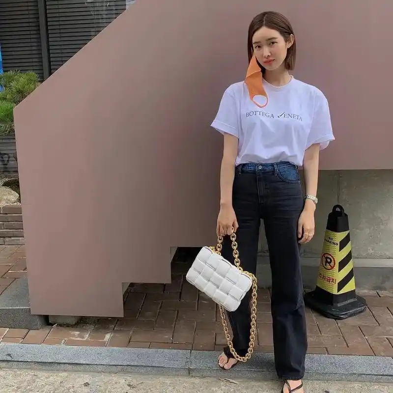 真会穿!韩国女星车静媛的夏日搭配好看又时髦快get