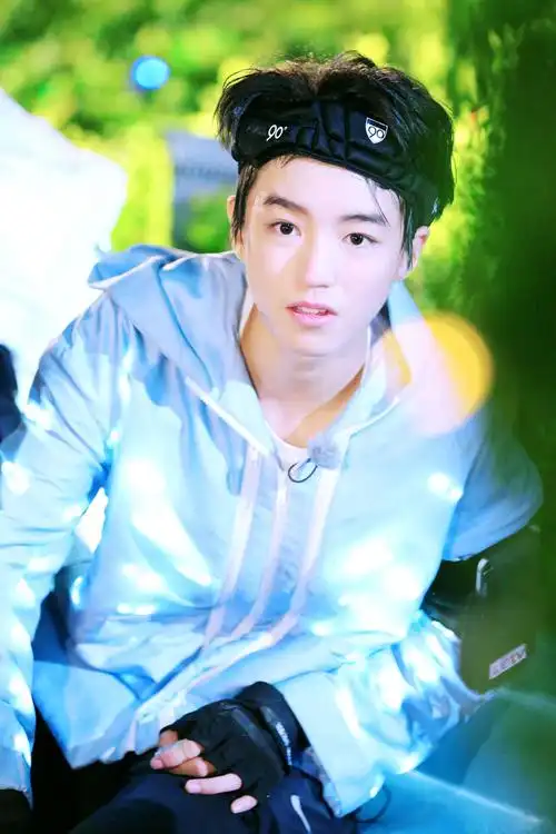 王俊凯 全员加速中剧照