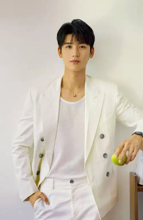 黄俊捷休闲西装帅气写真图片29