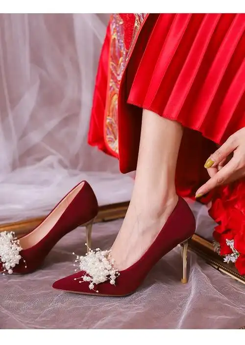 婚鞋红色珍珠新娘法式婚鞋夏季女2022年新款红色秀禾婚纱两穿新娘鞋