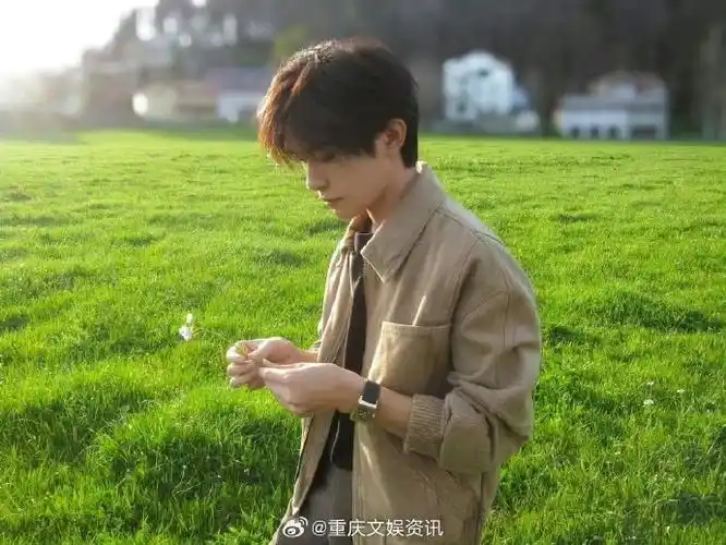 易烊千玺给工作室送的7岁生日祝福##易烊千玺唯美小回眸