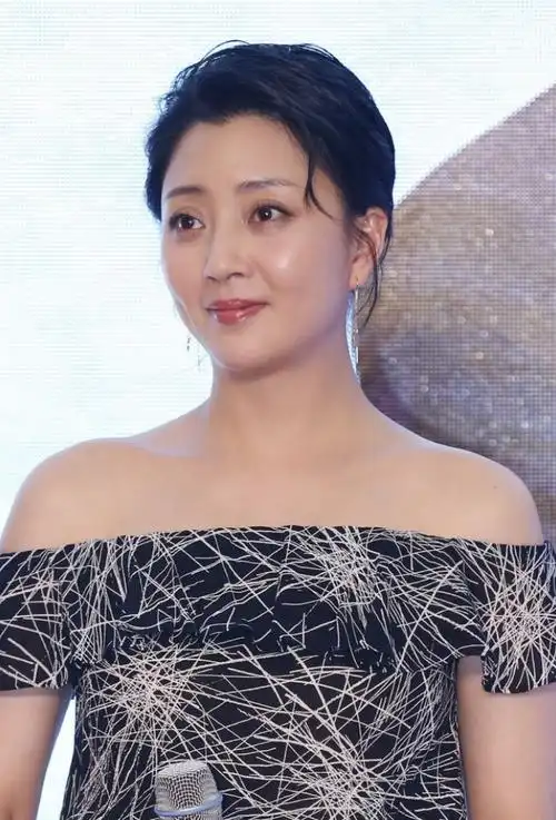 靳东和殷桃结婚一年闪离