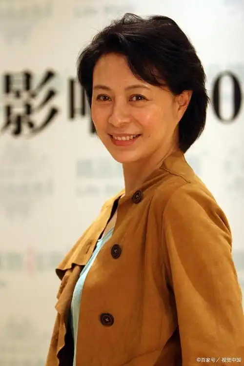 演员刘琳勇敢追寻爱情,婚姻生活中传递温暖与智慧