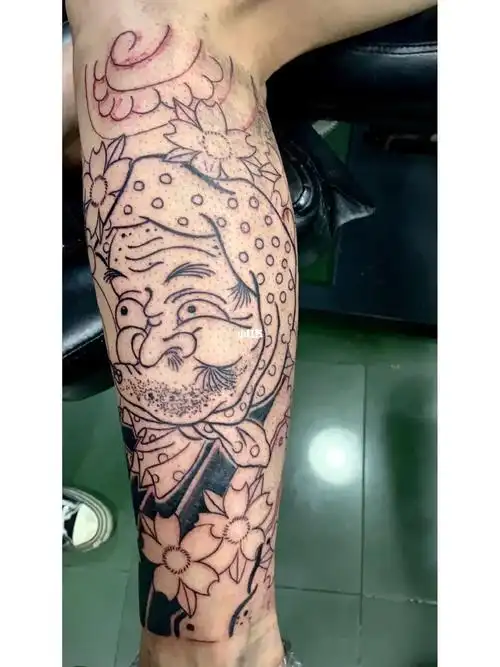日式老传统 #包小腿 #火男纹身 #阿多福纹身 #花腿 #日式老传统纹身