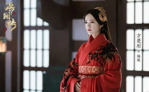 在21日播出的会员大结局中,骊歌的身份被云梦公主拆穿,她所期待的封后