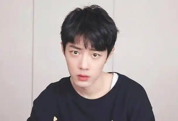 粉丝第一次与肖战唱反调小飞侠围观高呼支持