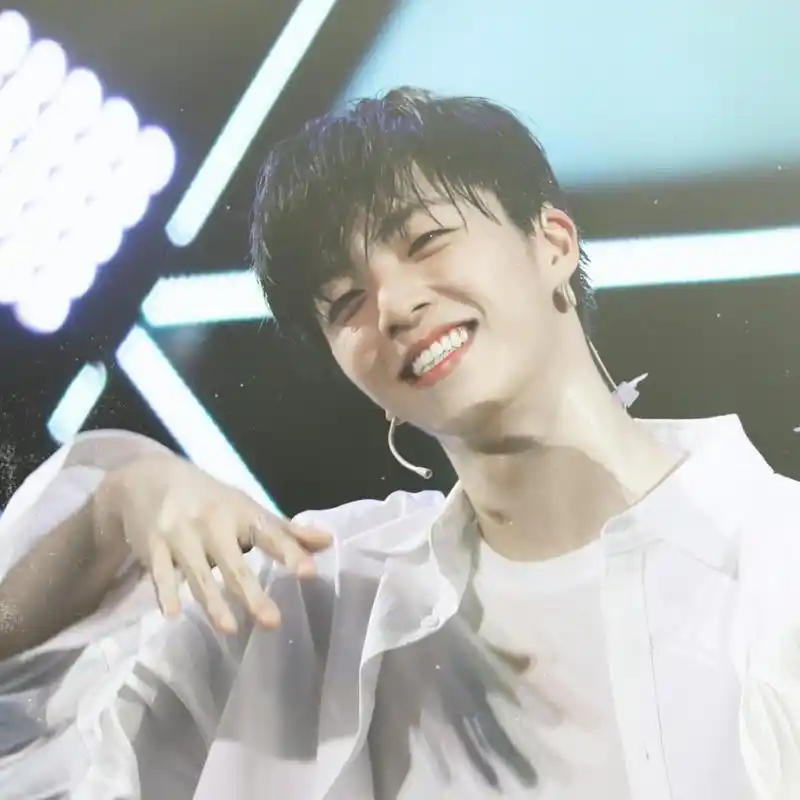 [陈立农][分享]190416 陈立农超甜笑容合集来啦!给你治愈超能量!