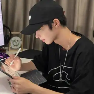 高清个性帅气的普通人真人头像男生图片