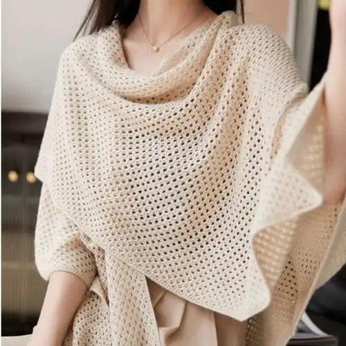 网红斗篷披肩女2024春夏纯色针织开衫外搭镂空围巾两用披风空调衫