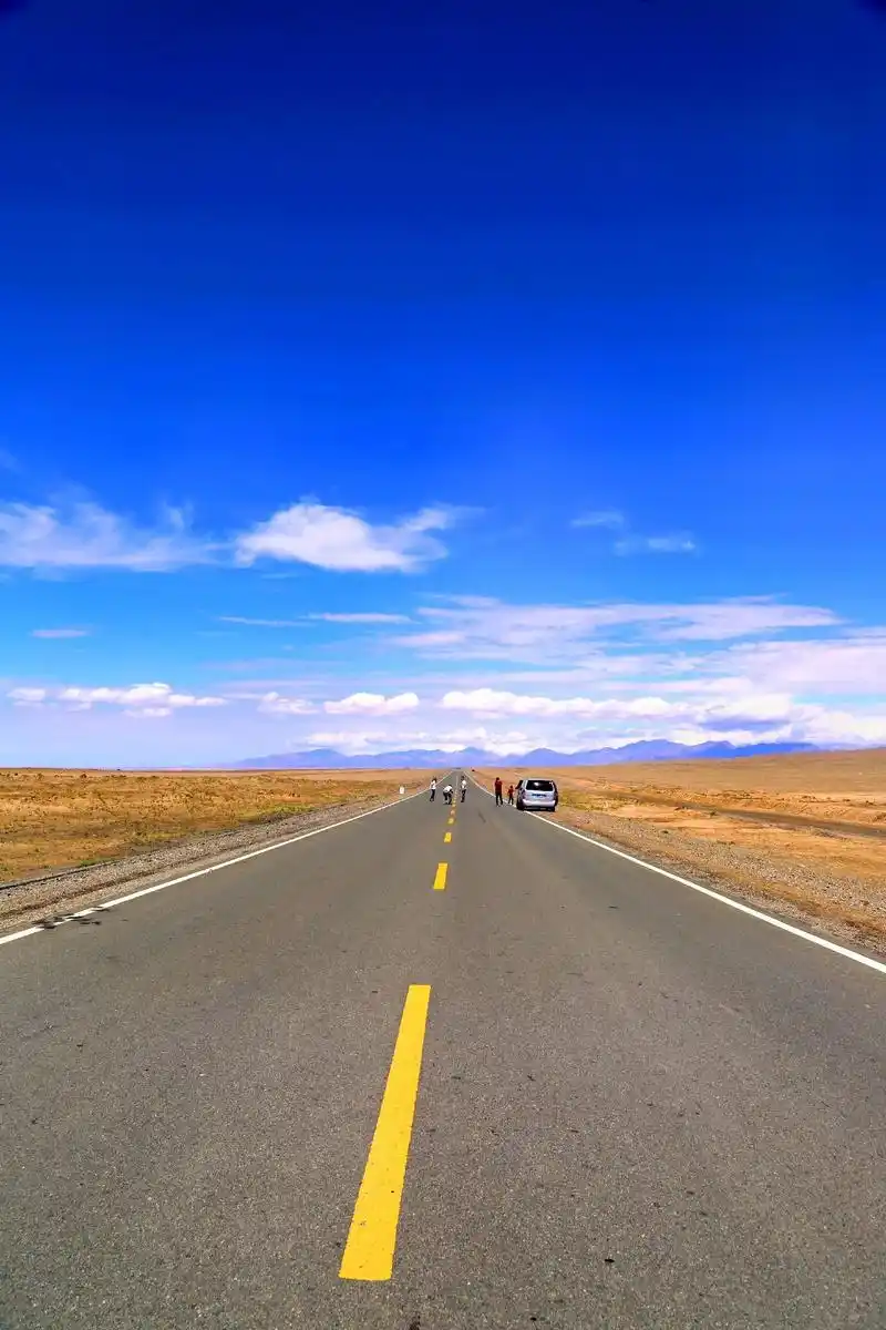 无意从qq空间翻到若干年前穿越青海无人区的照片,拍了估计都没 - 抖音