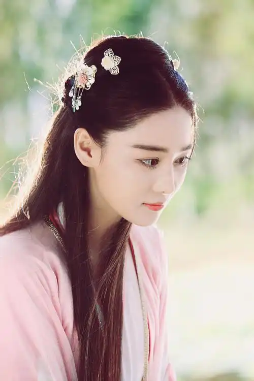 张馨予新边城浪子剧照海报图片