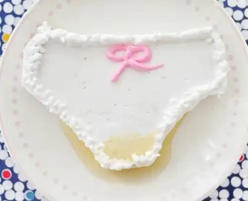 パンツケーキ(内裤蛋糕)