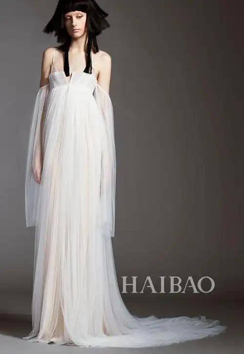 王薇薇 (vera wang) 2018 春夏婚纱系列发布【图】