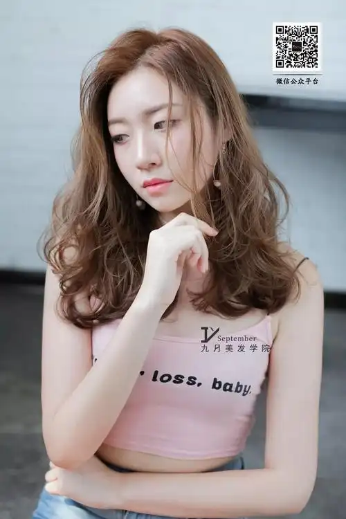 从甜美少女到气场女王 你只需要一款发型