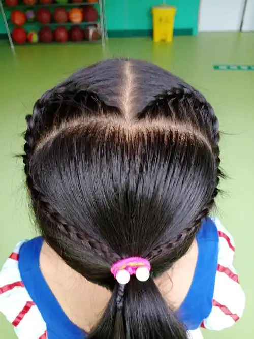 少林办第一幼儿园大三班"精美发型展"