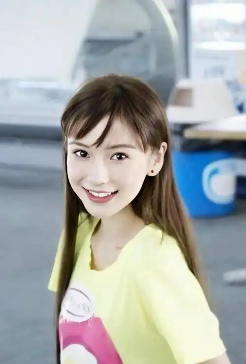 有一种整容叫黄晓明离婚前妻杨颖没什么变化他像换了个人