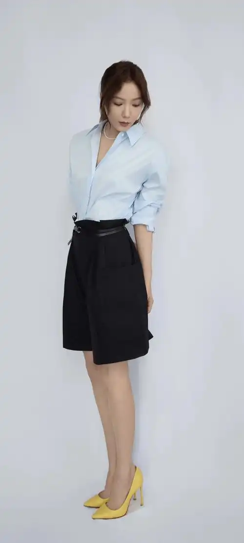 王珞丹参加访谈节目现场