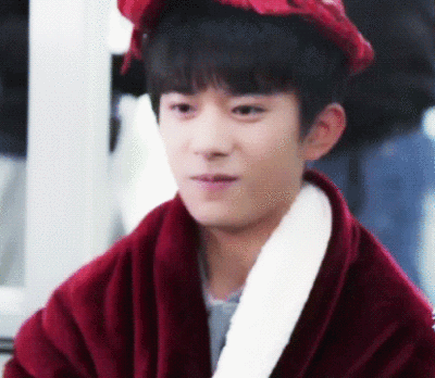 易烊千玺/gif/动图 - 堆糖,美图壁纸兴趣社区