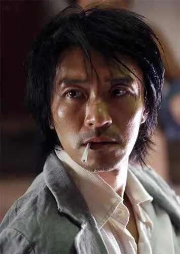 p>周星驰(stephen chow),1962年6月22日出生于香港,祖籍浙江省宁波市