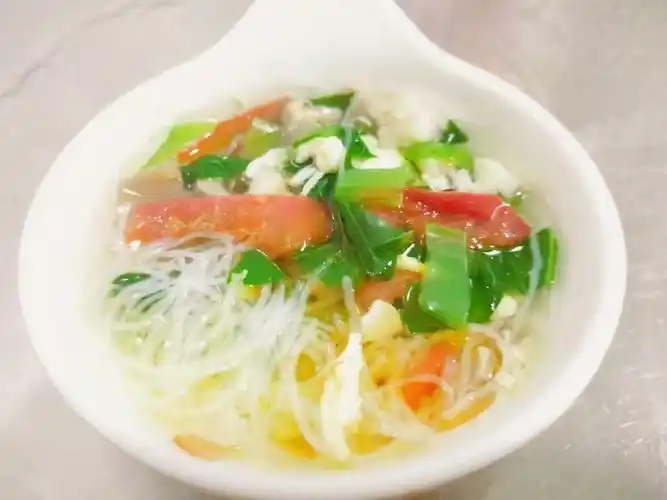 蔬菜粉丝汤