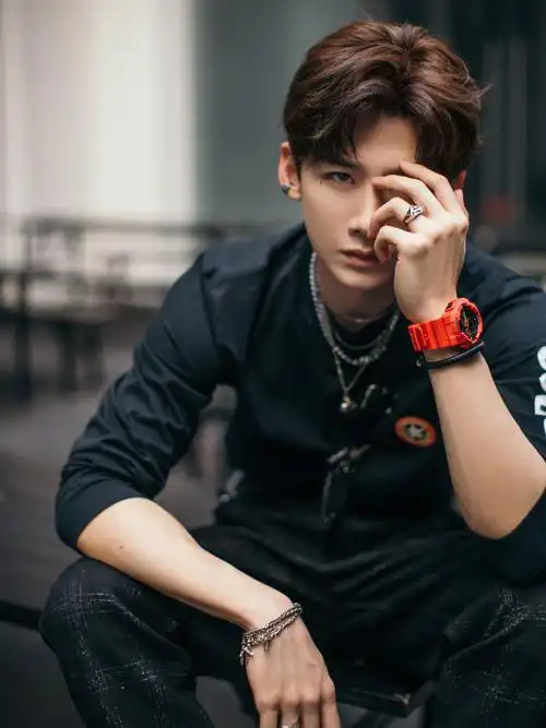 白敬亭converse代言酷帅写真图片,白敬亭图片