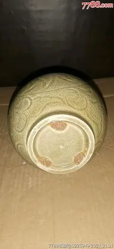 支订垫烧越窑开片