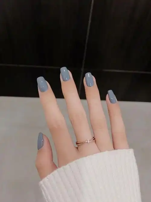 雾霾蓝色|2022最火蓝色美甲赶快来做