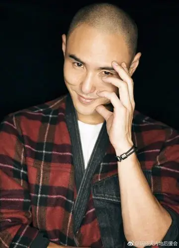 阮经天面相分析