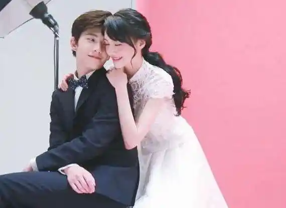 杨洋的女朋友(杨洋的女朋友是乔欣吗)