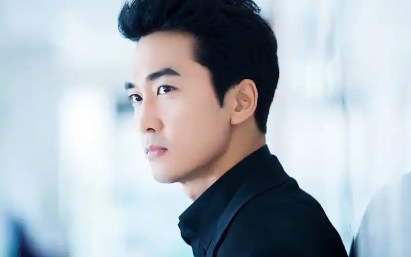 宋承宪点赞刘亦菲自拍