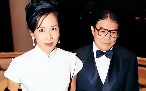 霍启刚荣获院士头衔!朱玲玲与前夫同框祝贺,唯独不见妻子郭晶晶