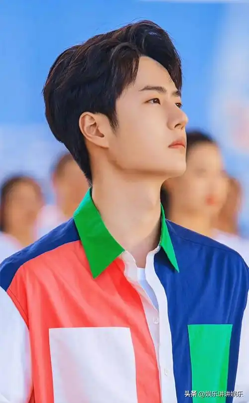 品牌界翘楚,引发的商业争夺热潮回顾|乐器|安慕希|综艺节目|天天向上