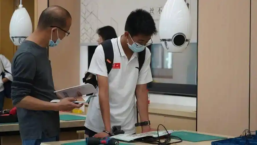 招生开放日回顾 | 零距离打卡,执信乐园精彩呈现_家长_中学校园_小熊