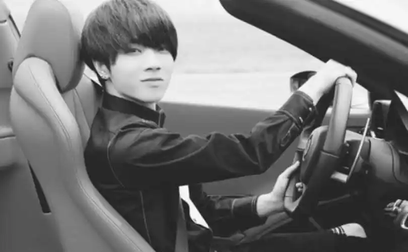 华晨宇的座驾,从大黄蜂到百万豪车,换车史就是奋斗史