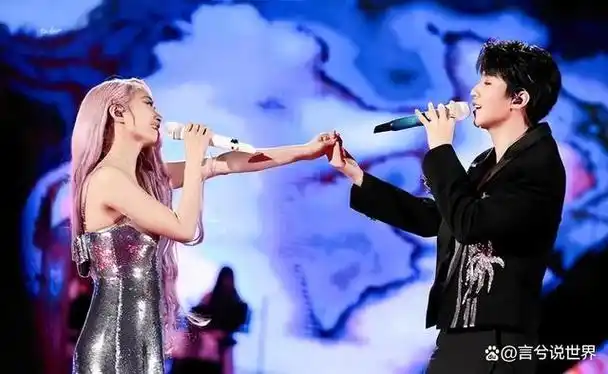 近日,王源官宣了他的个人巡回演唱会——"客厅狂欢"广州场