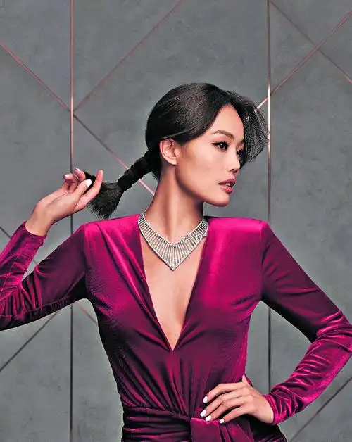 容祖儿为自己设计钻饰,份外有纪念价值.