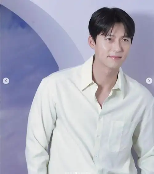 玄彬最新西服写真:手拿鲜花笑起来超甜,结婚之后帅气又绅士__财经头条