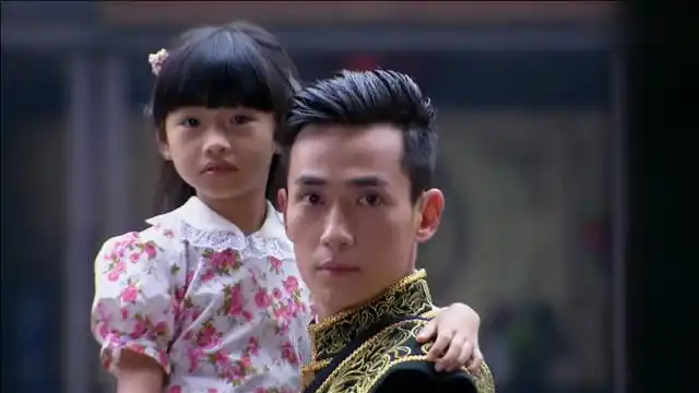 大结局:知夏掉落悬崖,迟瑞成为督军后,带着孩子孤独终老