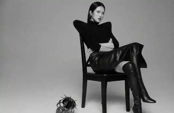 超级牛xx的);张东升和老婆钟爱车震;喻言的经纪公司要她洗纹身,可是洗