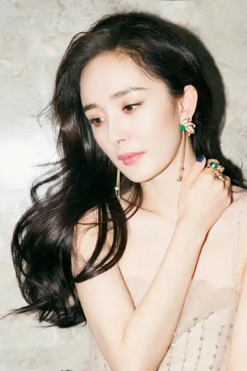 淡雅风韵,是我们的仙女小幂没错了029969♀15早上好@杨幂早上