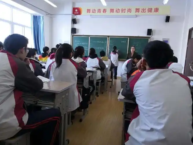 富平县九年级复课督导团莅临立诚中学检查指导