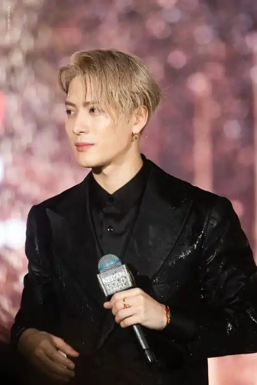 王嘉尔泰国活动生图