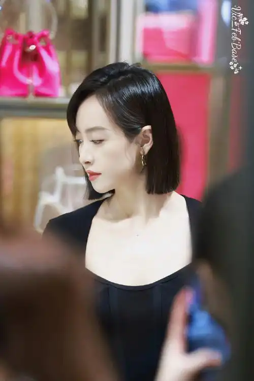 宋茜jimmy choo亚太地区代言人