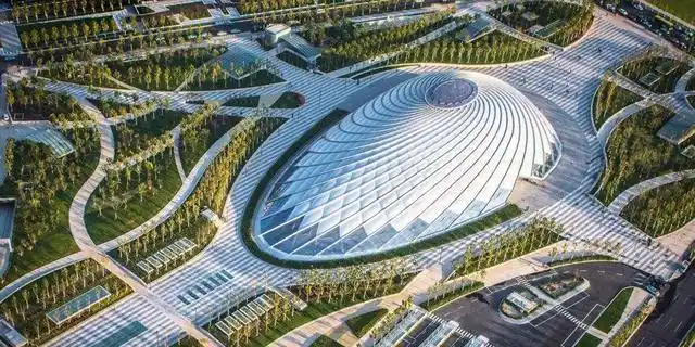 中国首条设计时速350km的高速铁路——京津城际铁路及其沿线车站