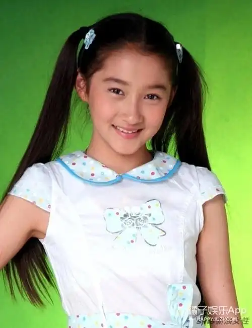 【老照片】关晓彤童年照片合集,每一张都超可爱啊